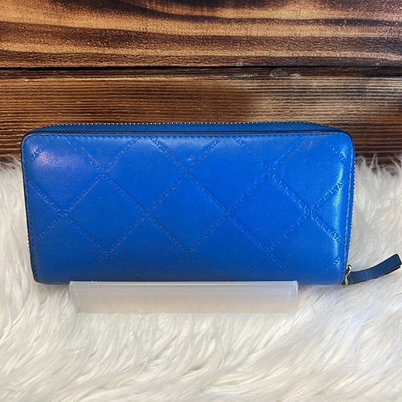 Tory Burch Full Zip Long Wallet - Picture 3 of 8